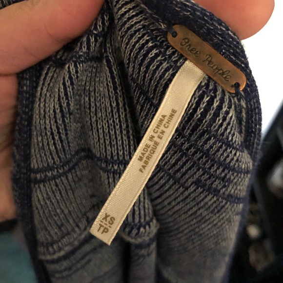 NWOT Free People Never Again hook and eye Cardigan - Picture 8 of 8